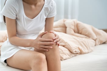 Runner’s Knee vs IT Band Pain: How Physio Care Differs